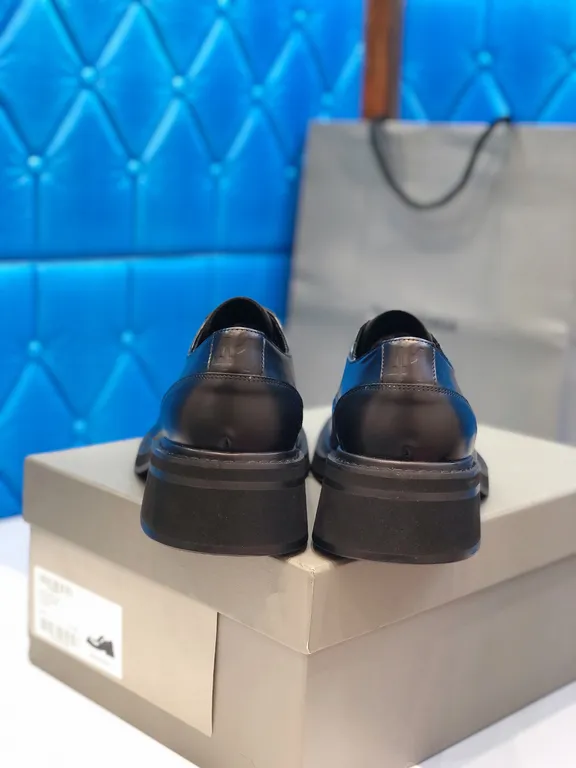 Balenciaga Shoe 